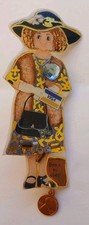 Vintage Bagatelle Plastic Pin 1993 Born To Shop Visa heart Dangler brooch kitsch