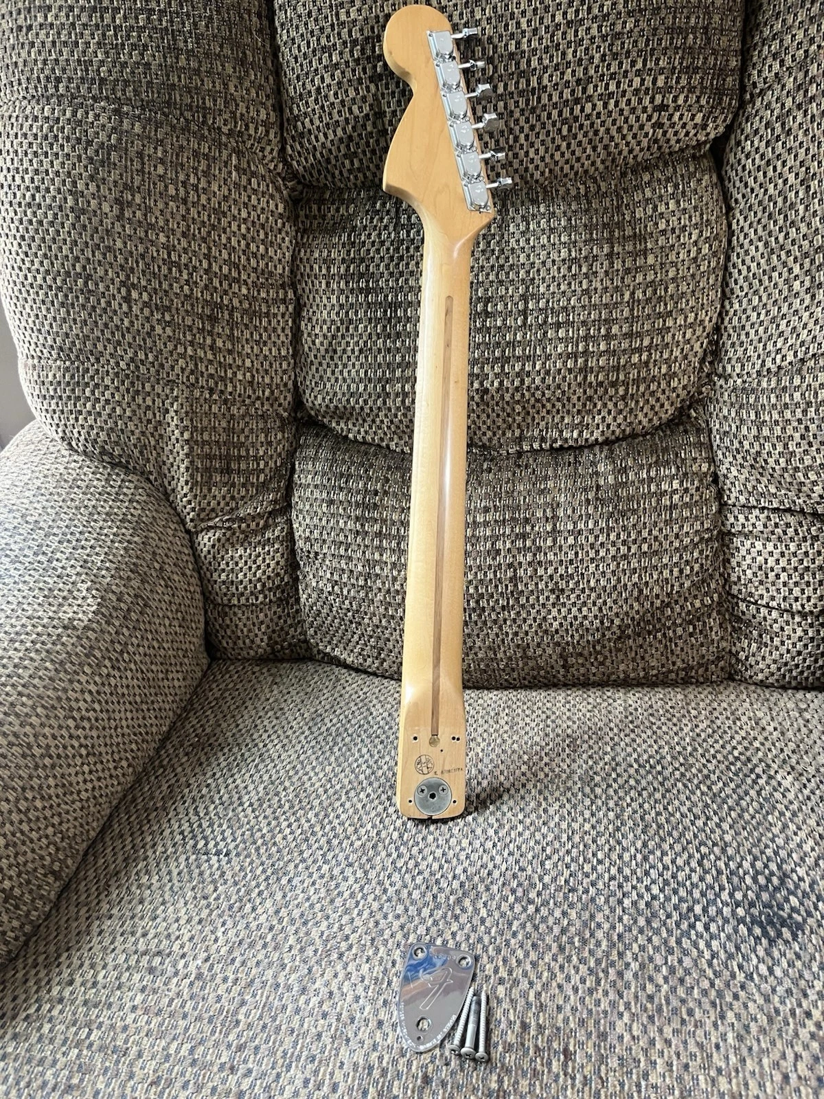 Picture 3 of 24