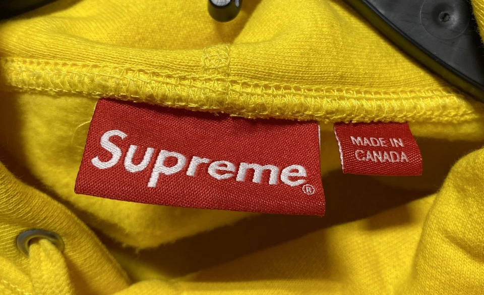 Sudadera con capucha amarilla Supreme para mujer talla M Foto 4 de 4