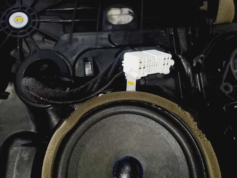 Rear Left Door Window Regulator 4DR 83450-3T010 OEM 15 16 17 Kia K900 - Image 4 of 4