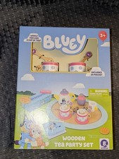 BLUEY WOODEN TEA PARTY SET 20 PIECES NEW