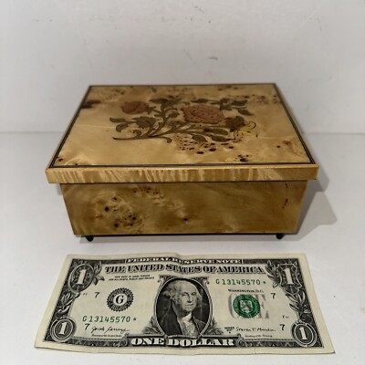 Italian Burl Wood  Music Box   Lime Light   Chest Jewelry  -flowers