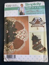 Simplicity 4332 UNCUT Sewing Pattern, Quilt in a Day, Christmas Tree Skirt