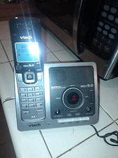 Vtech DS6121-2 DECT 6.0 Digital 5-Handset Cordless Phone Answering System TESTED