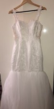 Sleeveless Lace Wedding Dress 