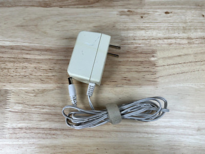 Logitech switching power adaptor  DSA 15P- 12 us 120150 12v 1.25 a
