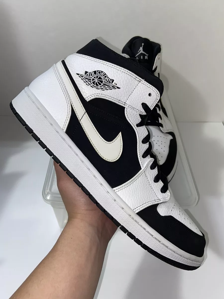 Nike Air Jordan 1 Retro High Black White | Size 13, Sneaker in Black/White