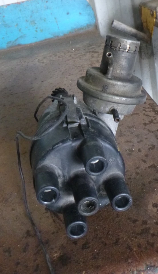 Honda Accord 1980 Distributor (electronic) - Image 3 of 4