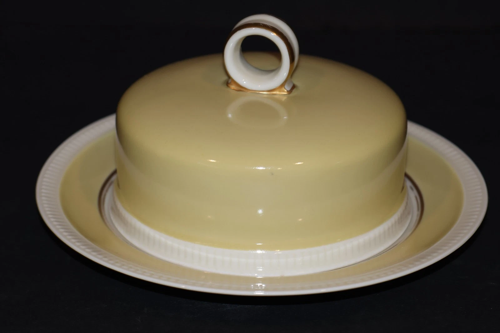 Vintage Pirken Hammer Czechoslovakia Porcelain Round Covered Butter Dish Yellow