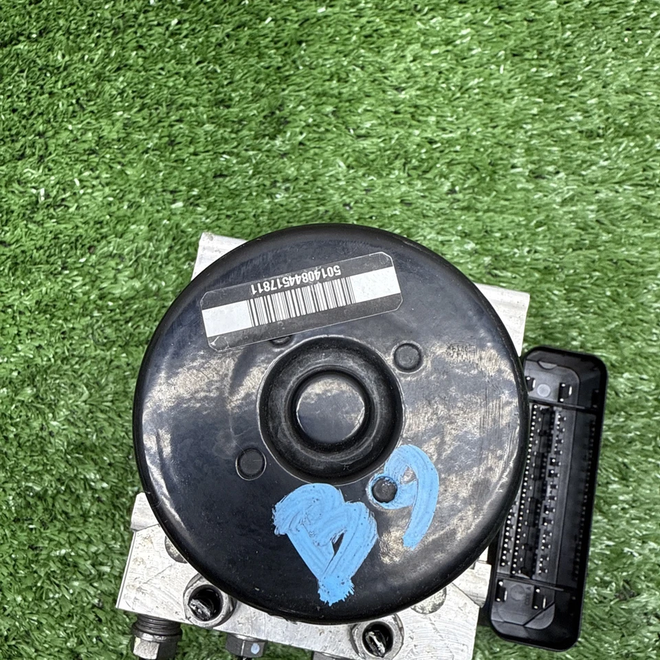 2011-2014 Volkswagen Jetta Sedan Wagon ABS Anti-Lock Brake Pump OEM 1K0614517DL - Image 3 of 4