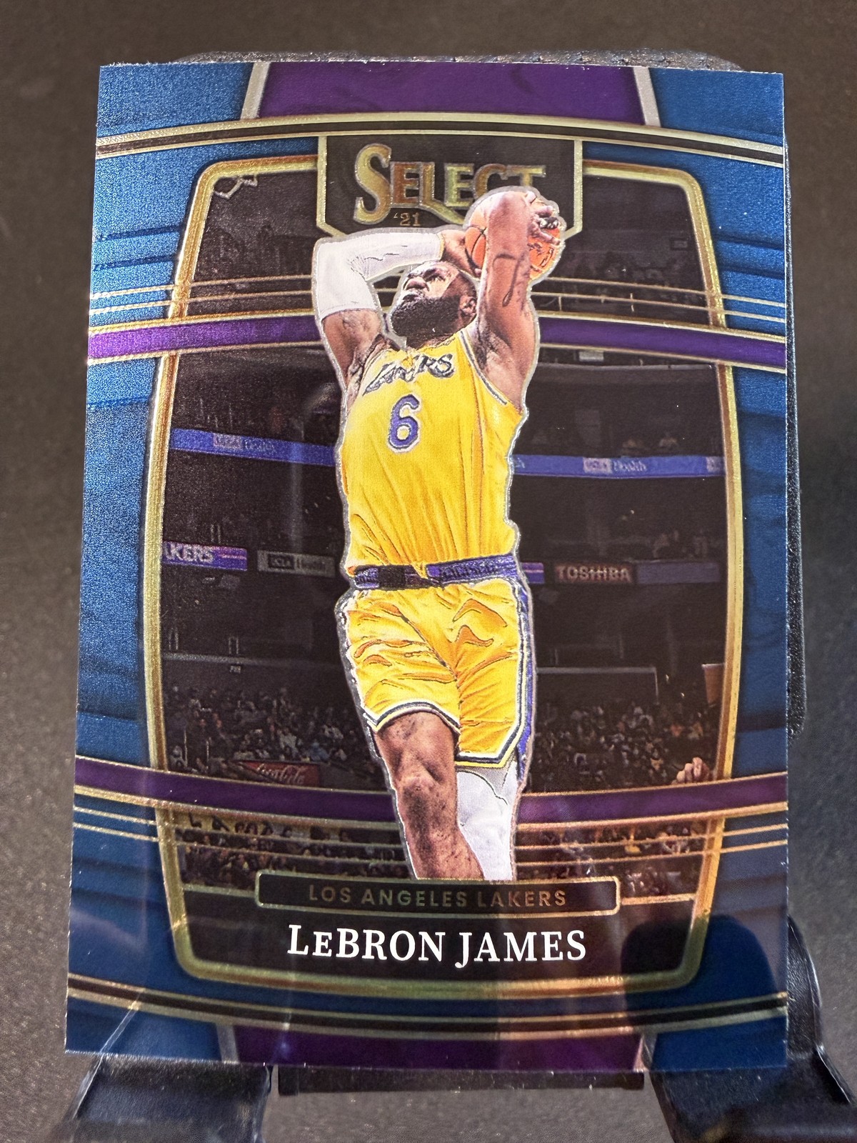 2021-22 Panini Select #100 LeBron James Blue Prizms