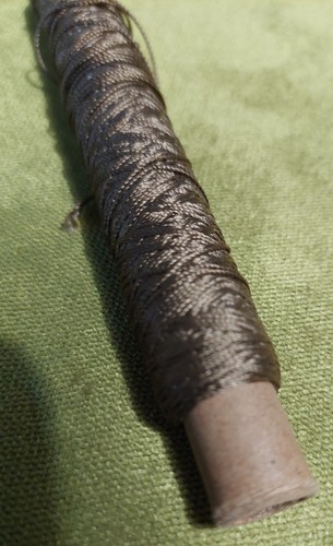 Vintage Silk Thread Bobbin Brown Color - Picture 4 of 4