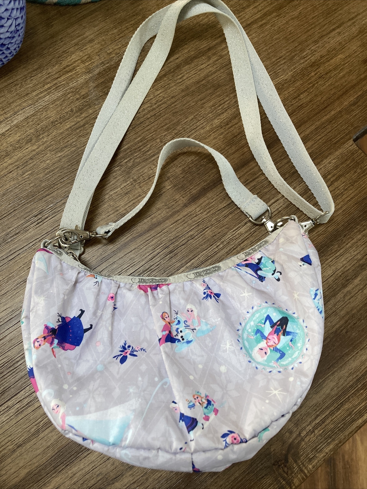 LeSportsac Disney Frozen Japan Exclusive Bag Crossbod… Gem