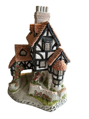 David Winter Vintage Cottage “Squires Hall” Signed 1985 Christmas