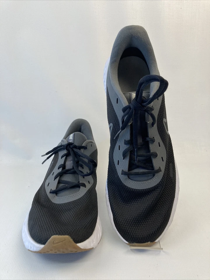 NIKE Revolution 5 Road Running Shoes Sneakers Mens Sz 13 Black Gray & Army - Image 2 of 4
