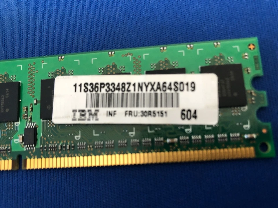 Infineon HYS72T6400HU-3.7-A PC2-4200E-444-11-A1 512MB Memory RAM 1Rx8   NEW - Image 3 of 4