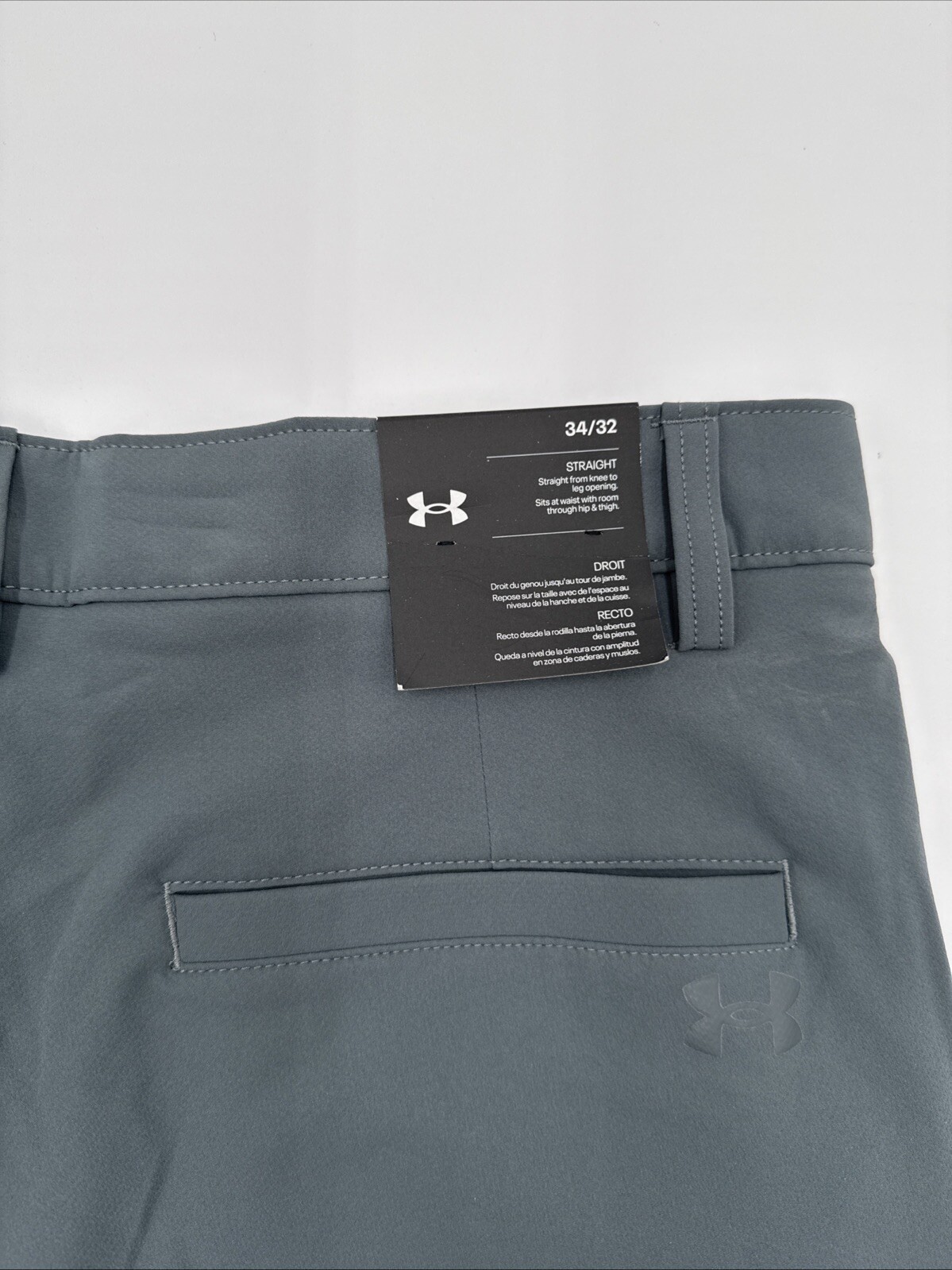 Under Armor Men’s Wicking Golf Flat Front Pants- -Pitch Gray- Size 34W 32L - New