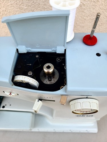 ELNASUPER NÄHMASCHINE MIT KOFFER SCHWEIZ - DETAILS IN BESCHREIBUNG!! - Bild 8 von 21