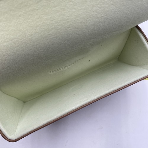 Burberry Camel Brown Soft Leather Eyeglass/Sunglass Magnetic Close Case - Picture 7 of 9