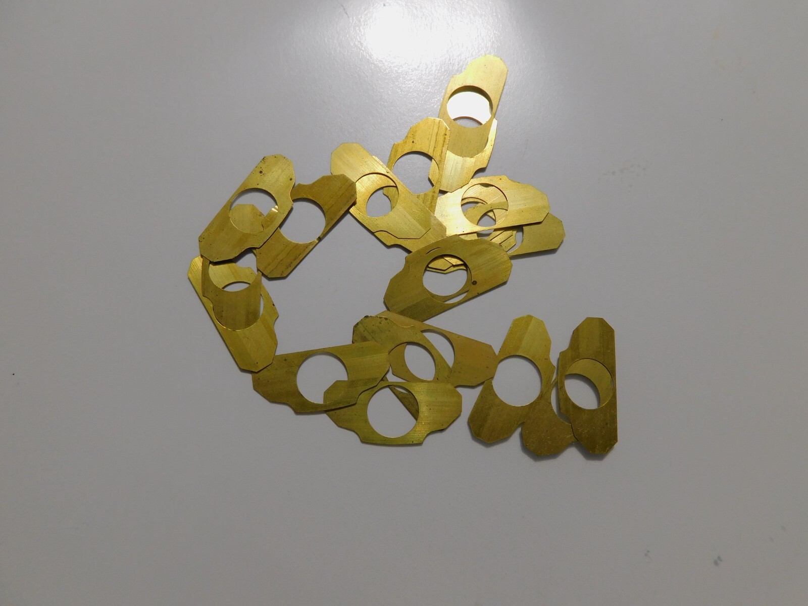 Connecting Rod Shim; Buick; 1936 to 1940; Brass; 320 Engine; Set of 16