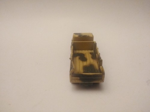 Maisto M-923 A1 troop transporter truck 1/87 sand brown/green camo - Zdjęcie 4 z 5