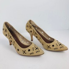 268 Donald J Pliner Taryn Heels Women's Size 6 tan Kid Suede Embellished Pump