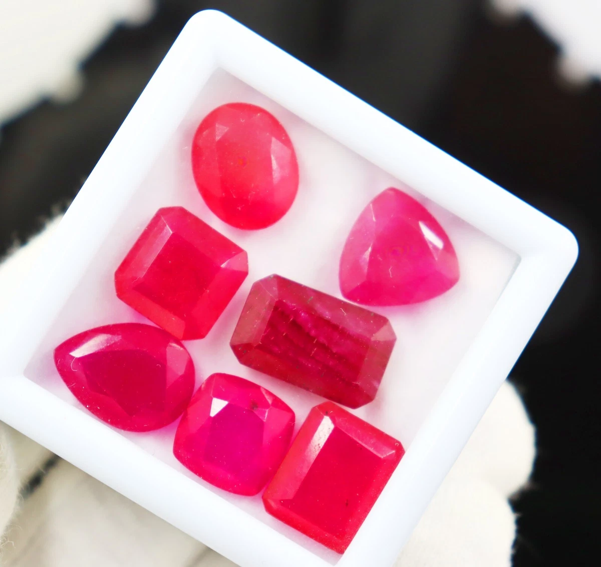 Red beryl gemstone outlet for sale