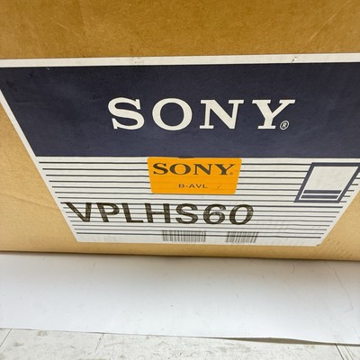 Sony VPL-HS60 Home Cinema Projector Open Box demo Only 15 Hours  Remote Manual