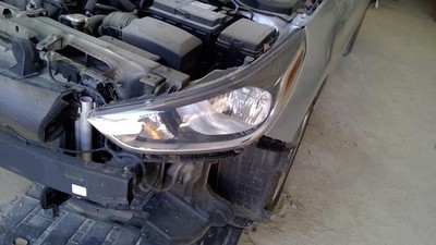 Used Left Headlight Assembly fits: 2018 Hyundai Accent w/o projector Left Grade