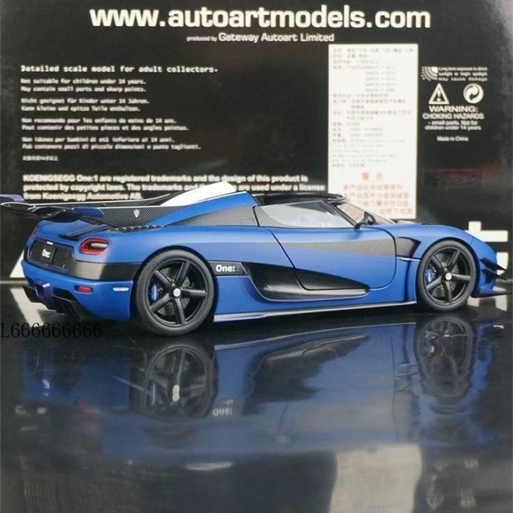 Autoart 1/18 Koenigsegg ONE:1 Matt Imperial Blue / Black Carbon