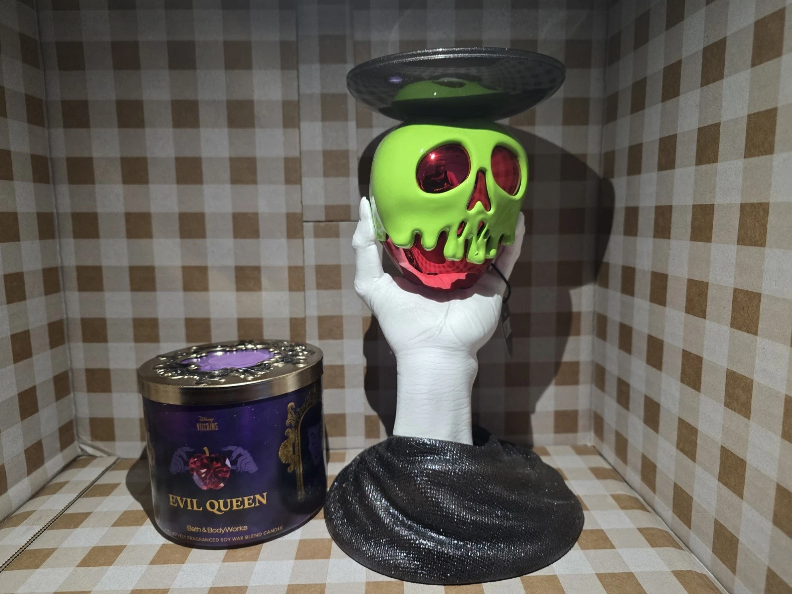 Bath & Body Works Disney Villains Candle Holder - Thumbnail 5
