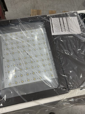 #ad #ad Hubbell Mledlu5kwbz. 179w Magnuliter LED Flood Light. 80 LEDs. 120 277v. $400.00