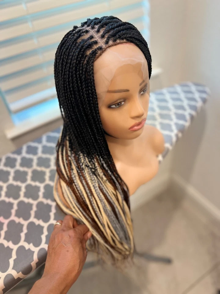 Braided wig: beautiful Handmade 4 colored box braids.. Made on a full lace wig. - Image 2 of 4