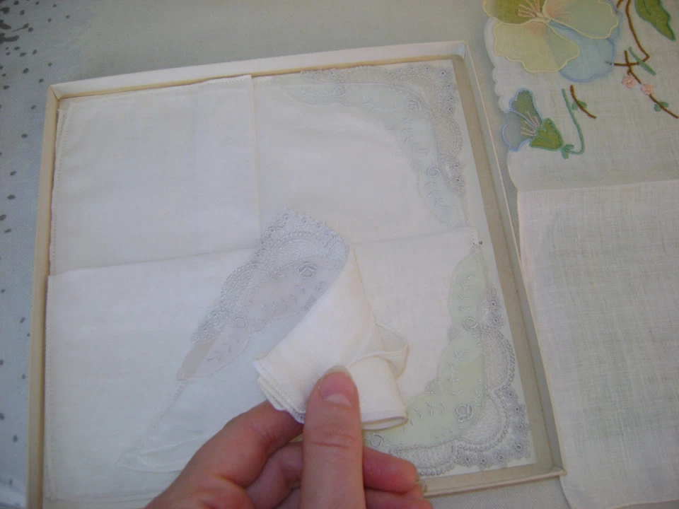 Lot of 9 Vintage (1950s) Hankie-Handkerchief Set - NEW - Image 3 of 4