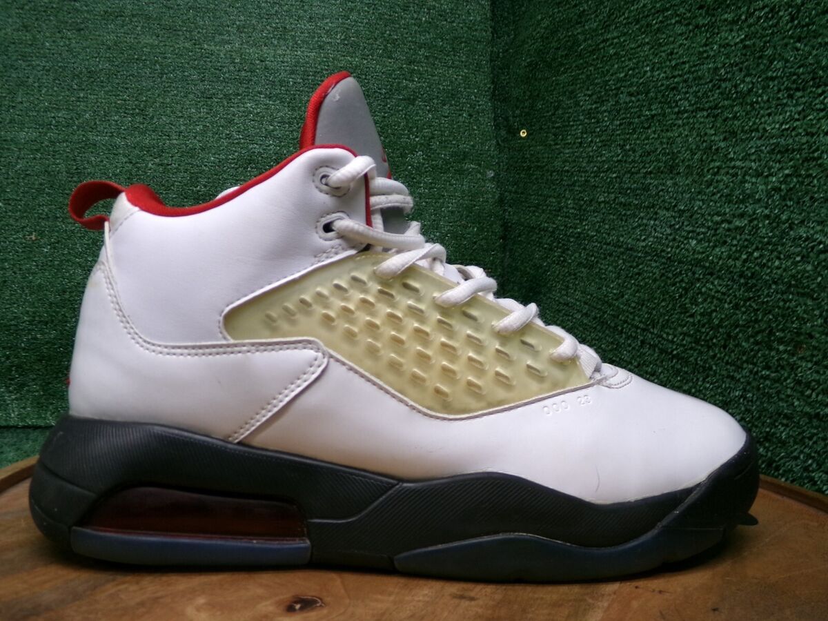 Nike Mens Air Jordan Maxin 200 Basketball Shoes CD6107-101 Nike Mens Air Jordan Maxin 200 Basketball Shoes CD6107-101