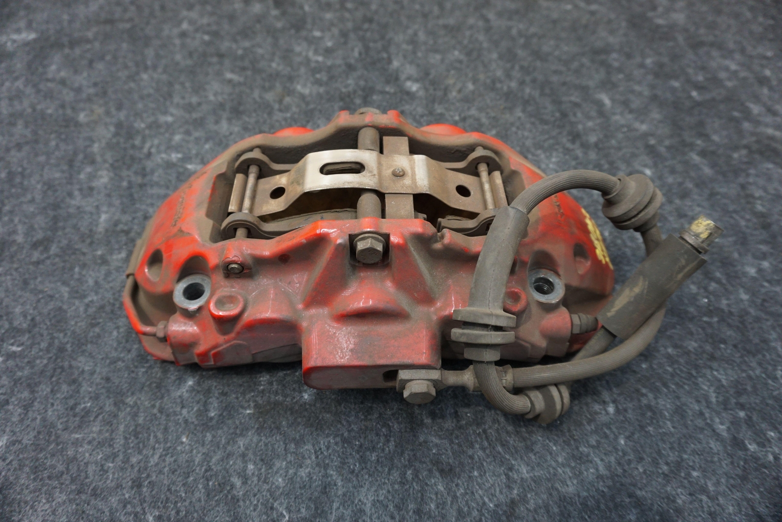 Front Left Brembo Brake Caliper Assembly 82337005 Maserati Granturismo 2008-14+