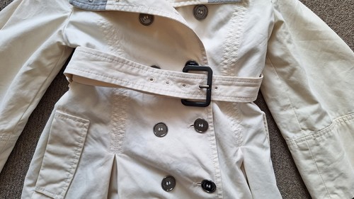 Burberry Girls Trench Coat 6 Years 116cm Cream Belted Check Lining Authentic - Picture 8 of 24