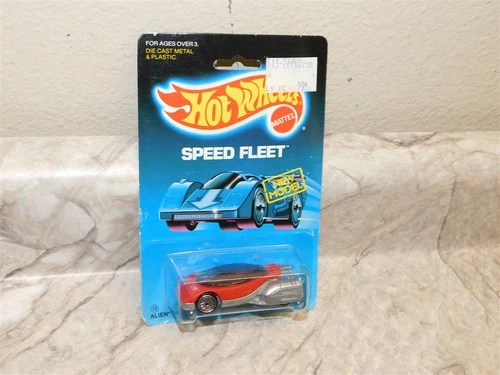 Vintage Hot Wheels Ultra Hots Red Alien Concept Car - Punched Speed Fleet Card