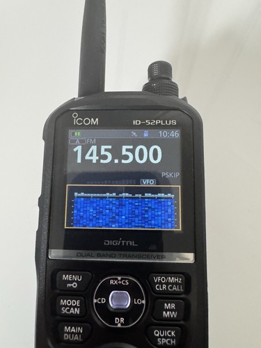 ICOM ID-52E PLUS D-STAR Digital Handheld Transceiver Latest Model USB C - Picture 6 of 10