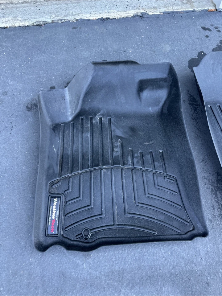 Alfombrillas WeatherTech 2009-2014 Nissan Máxima usadas - negras Foto 4 de 4