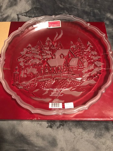 Celebrations by Mikasa Winter Wonderland 15-Inch Round Platter - Picture 2 of 6