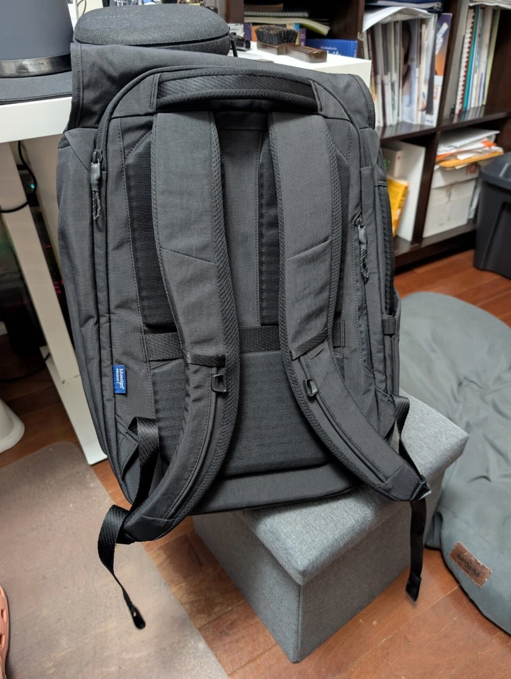 Bolso para portátil Thule Paramount 27L negro - usado - como nuevo Foto 2 de 3