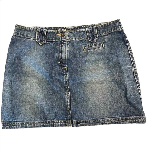 size 6 jeans is equal to