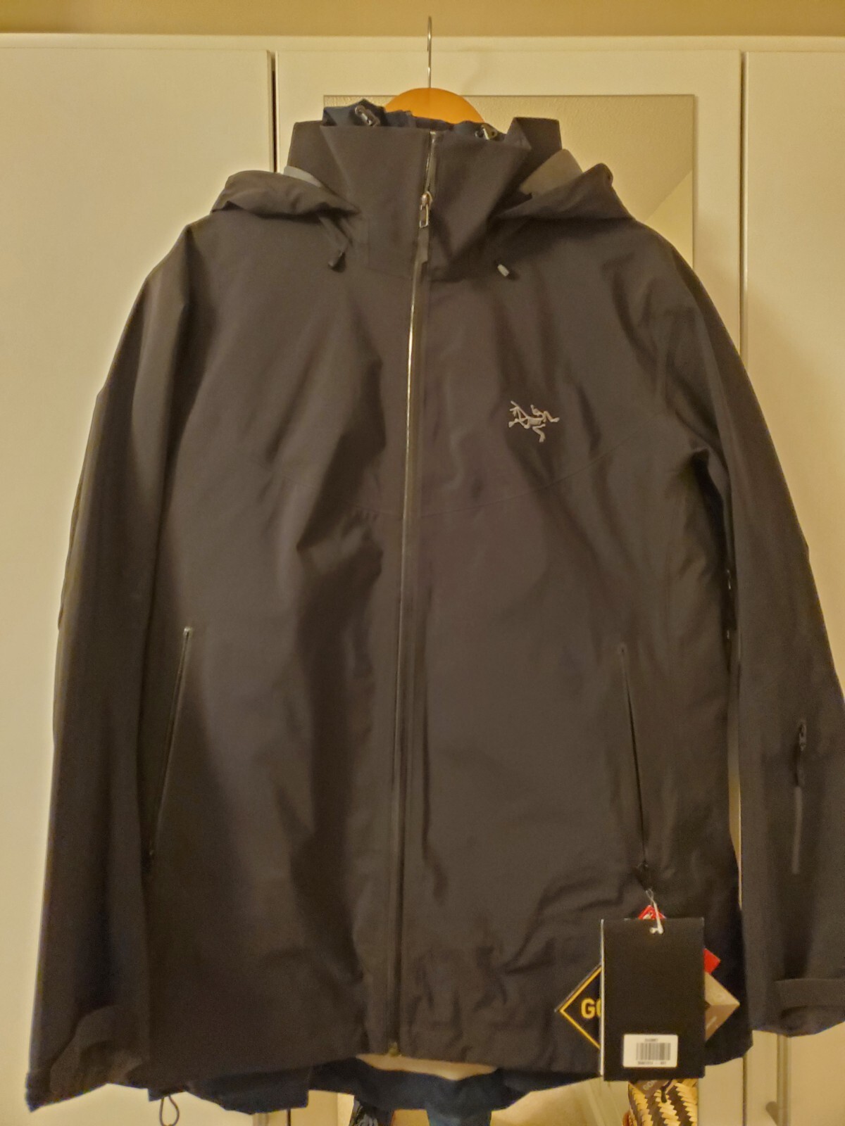 Giacca impermeabile Arc'teryx Ravenna Gore tex Proshell XL prezzo al pubblico £550