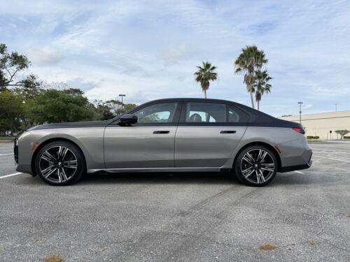 2023 BMW 7-Series 760i xDrive - Picture 4 of 20