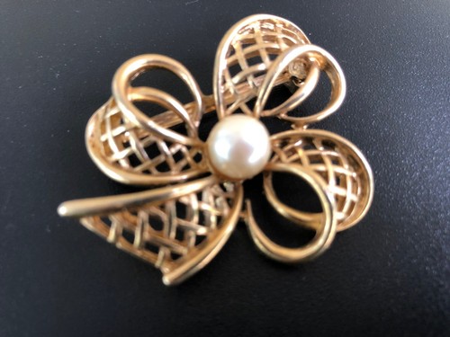 Vintage RICHELIEU Signed Brooch Pin - Picture 3 of 5