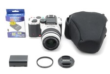   TOP MINT w/Case  Pentax K-01 White 16.2MP w/18-55mm Digital Camera From Japan