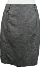 EUC Banana Republic Pencil Skirt Size 4 Gray Wool Blend Career Preppy Academia