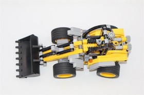LEGO TECHNIC: Wheel Loader (8271) W/ INSTRUCTIONS - 