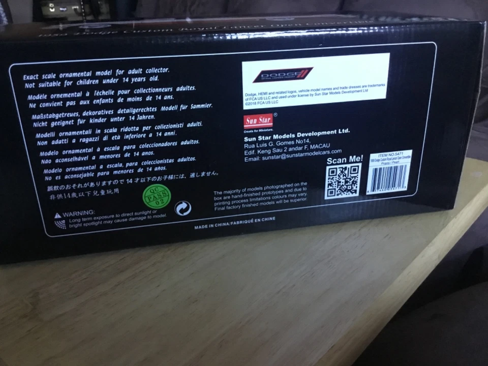 Dodge Royal Lancer 500 1959 rojo amapola 1:18 SunStar 5471 Foto 4 de 4